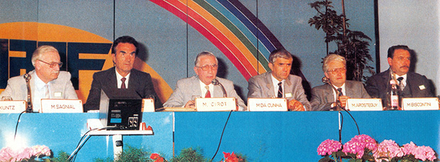 Assemblée générale MAAF 1985 Henri Sagnial Yves Thiré Raymond Cirot